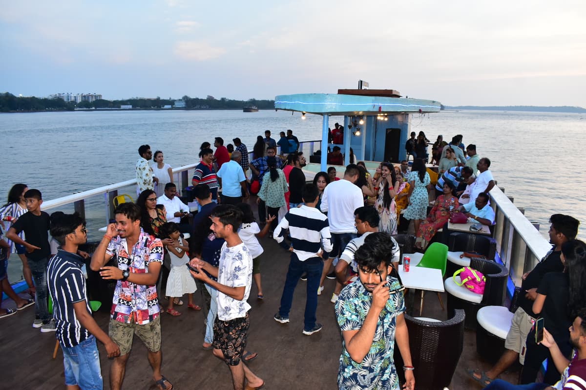 Dinner & Party Boat Cruise view 2